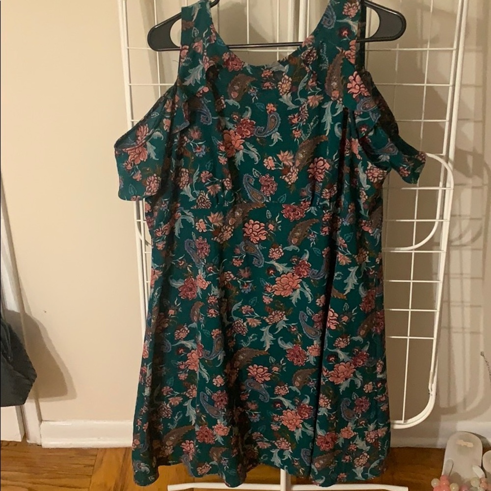 COLD SHOULDER DRESS